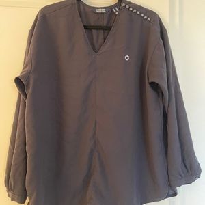 Chase bank long sleeve top